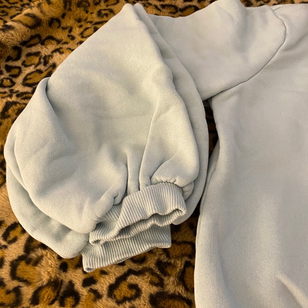 Puff sleeve top
